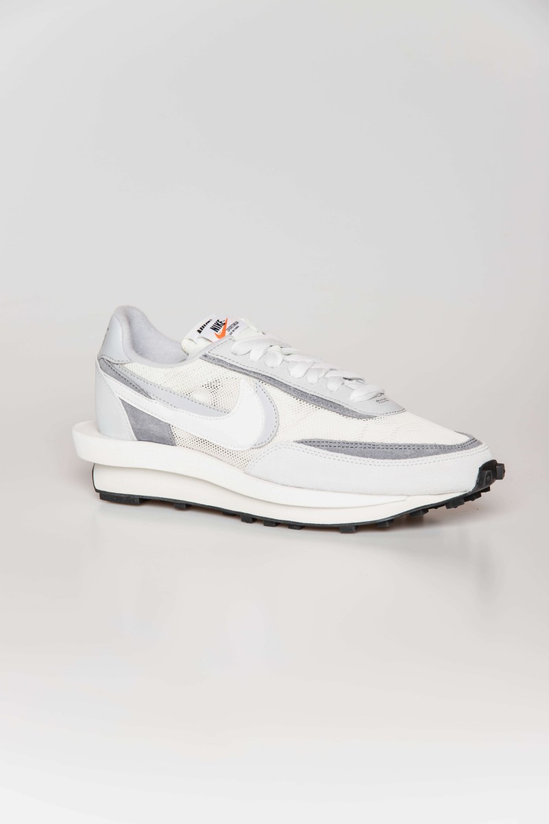 nike sacai summit white