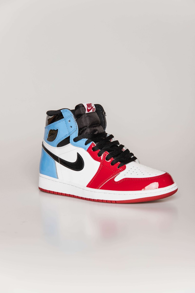 Air Jordan 1 Retro High Og Fearless Unc Chicago 